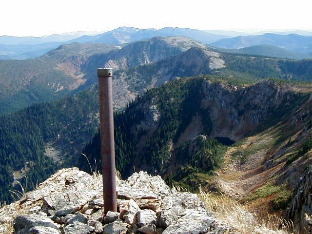 Pa020066 St line Marker   eagle Cliff